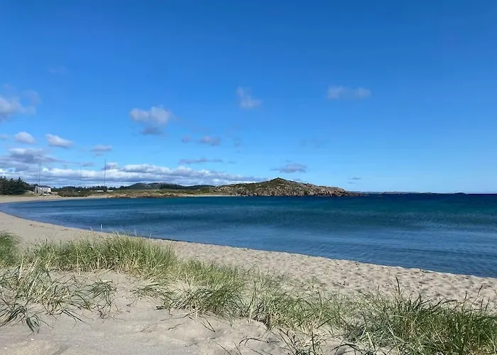 Unik Hytte Med Fjordutsikt